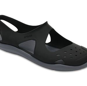 Crocs sandal US size 6